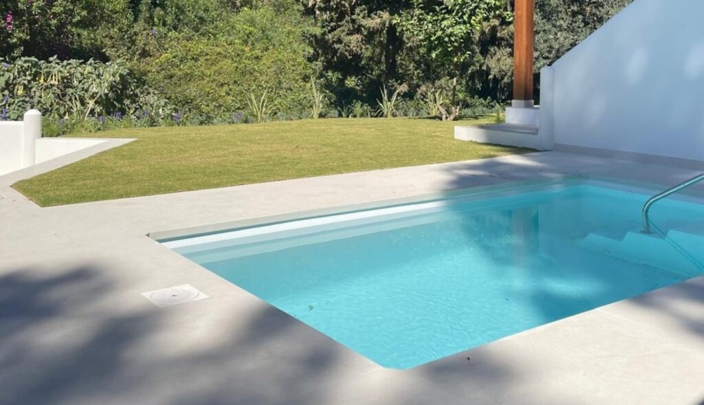 Piscina elevada #Clara