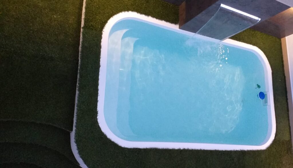 Piscina elevada #Cora